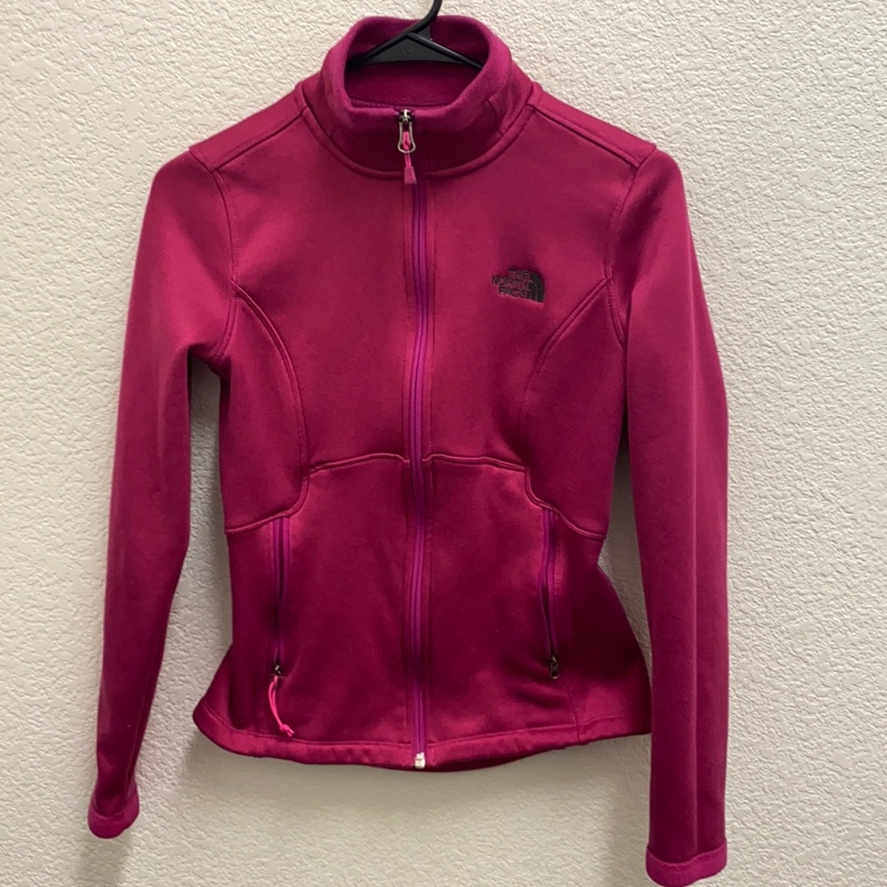 XS woman pink north face jacket